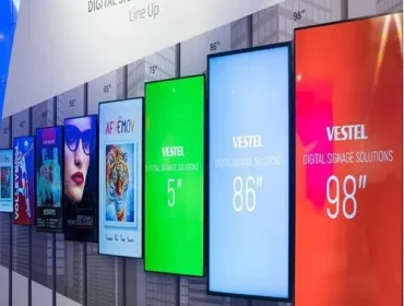 IoT-enabled time switch for signage